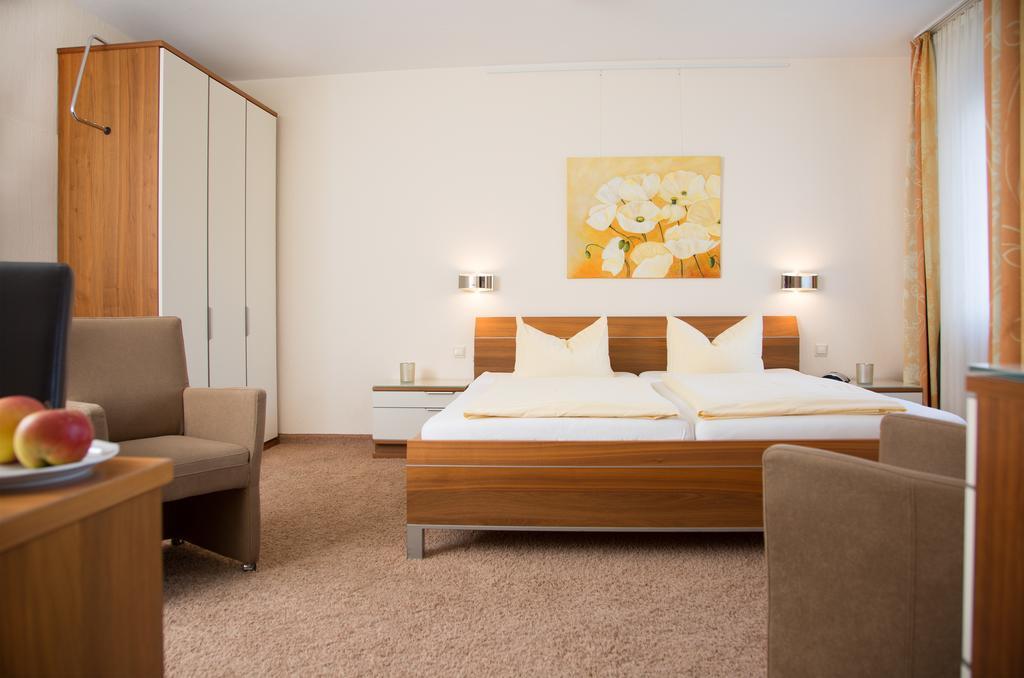 Parkhotel Липщат Екстериор снимка