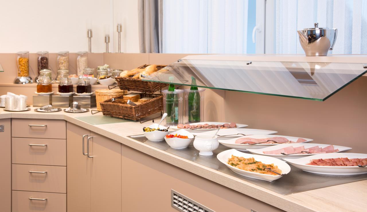 Parkhotel Липщат Екстериор снимка